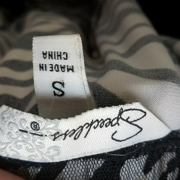 Short Formal Dress - Picture 8 of 8